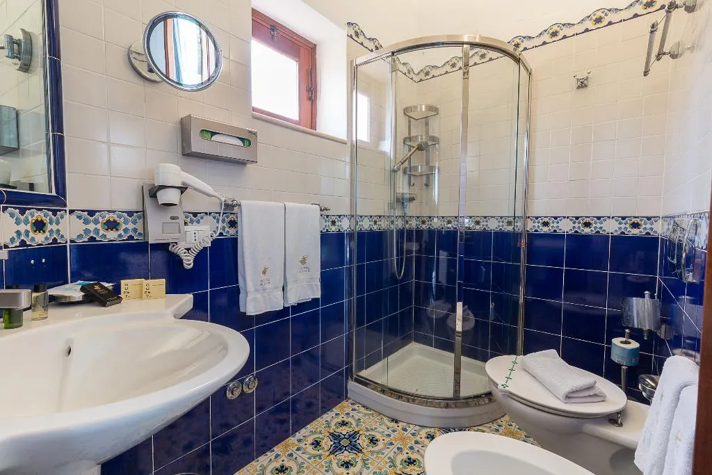 DOUBLE STANDARD Room, Eros, Palermo