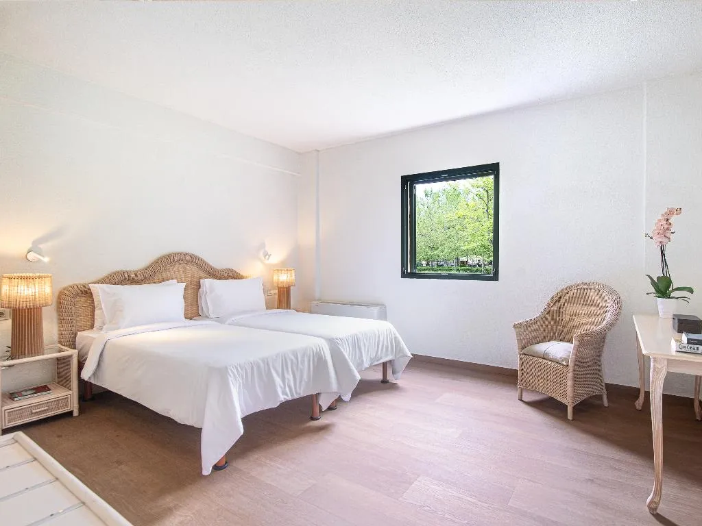 FAMILY ROOM STANDARD Room, Grecotel LUXME Costa Botanica, Corfu