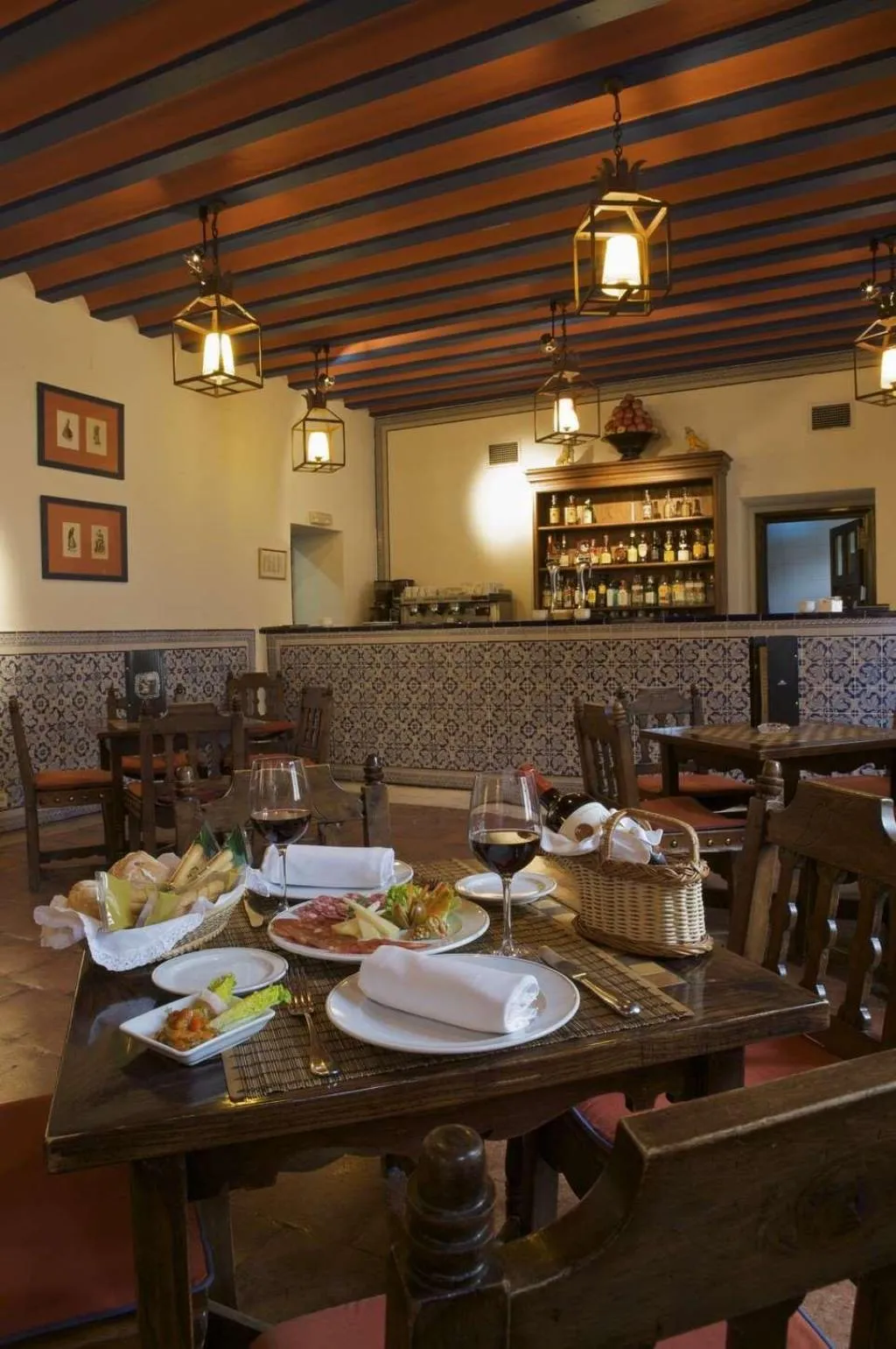 Bar, Parador de Chinchon, Madrid
