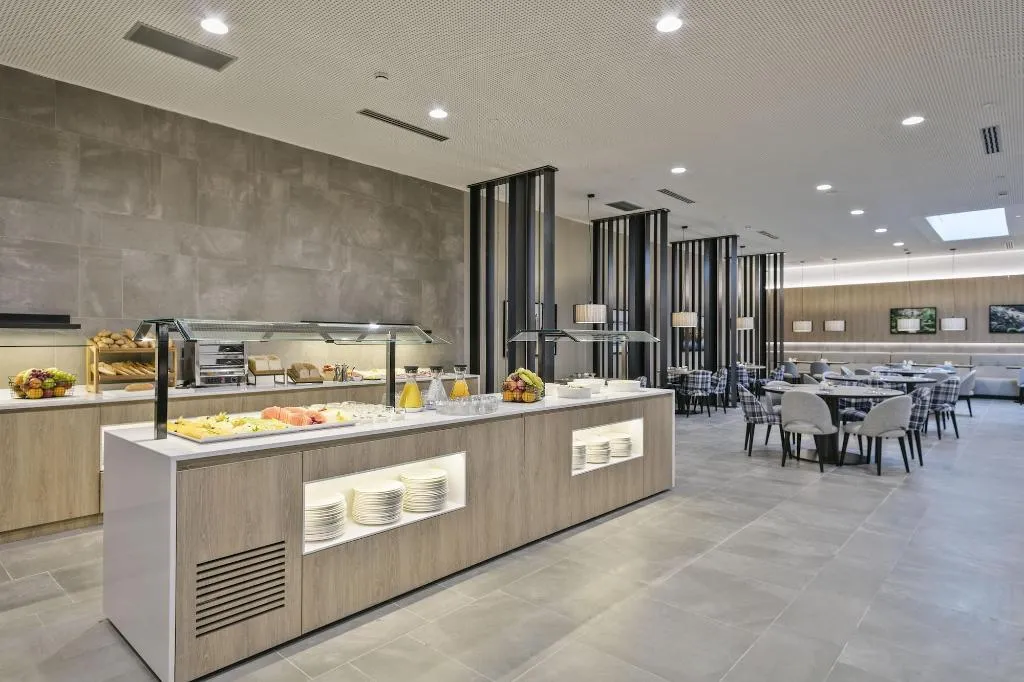 Restaurant, Hotel Acta Voraport, Barcelona