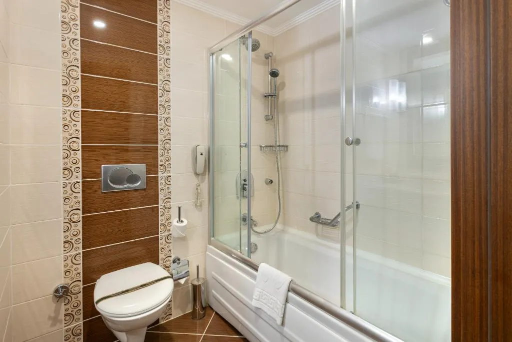 SUITE KING SIZE BED Room, Megasaray West Beach Antalya, Antalya