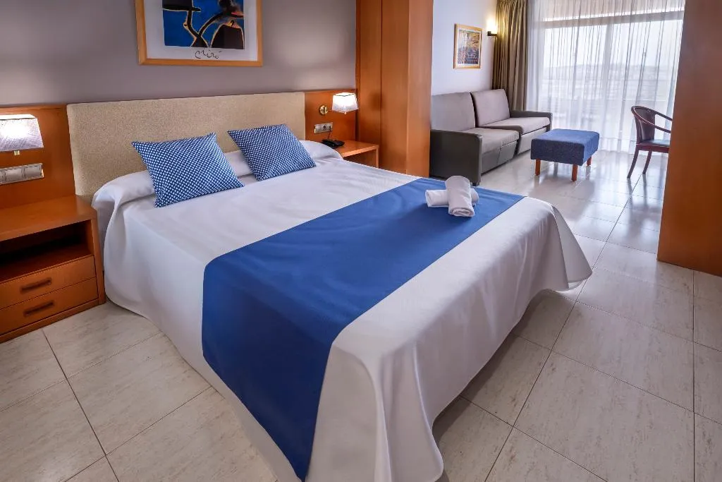 JUNIOR SUITE STANDARD Room, 4R Gran Regina, Costa Dorada