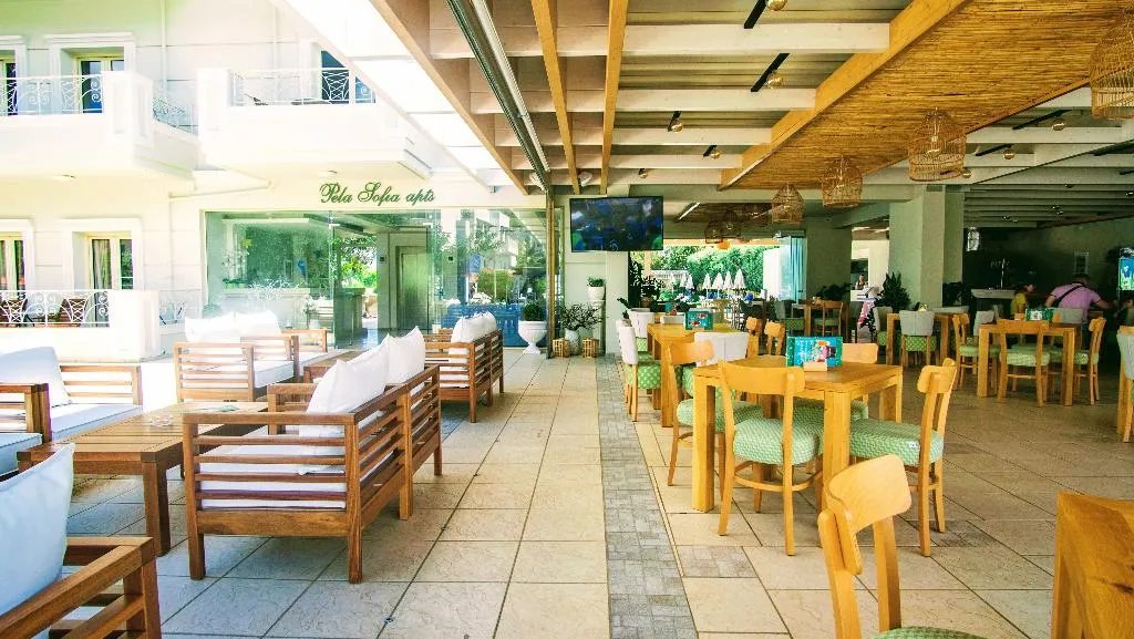 Restaurant, Pela Sofia, Crete