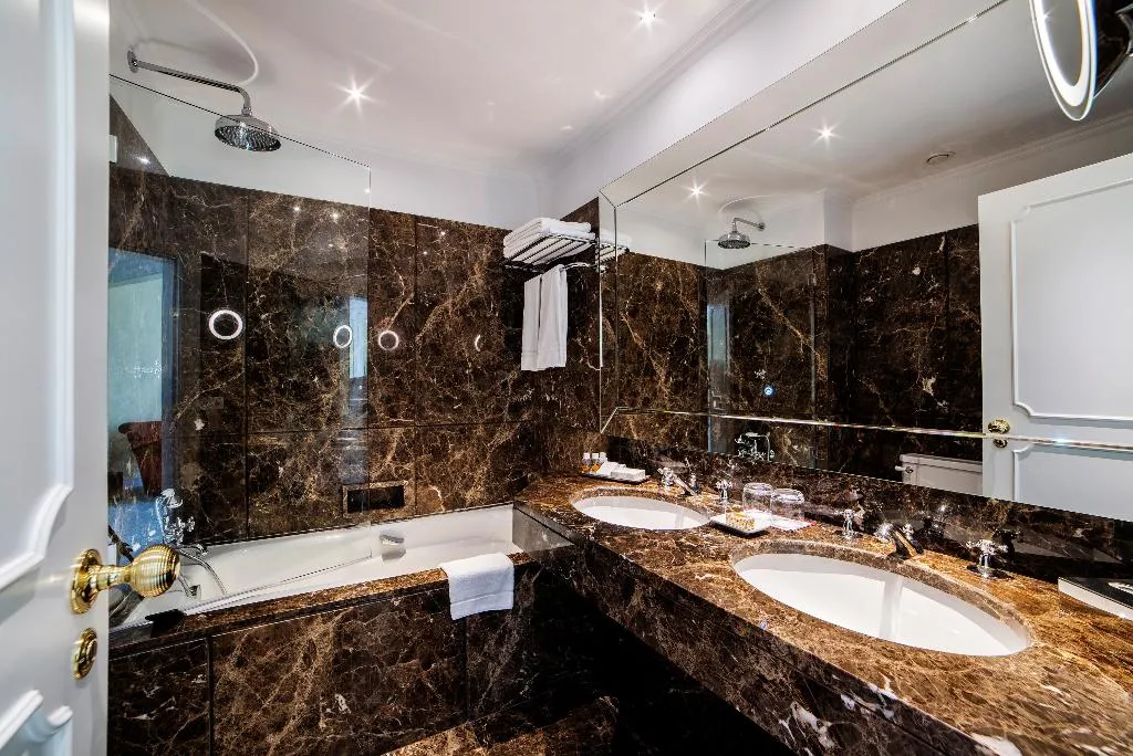 Double or Twin DELUXE PREMIUM Room, Hospes Infante Sagres, Porto