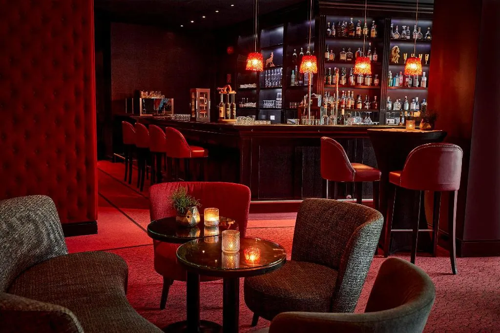 Bar, Kempinski Hotel Das Tirol Jochberg Kitzbuehel Alps, Innsbruck