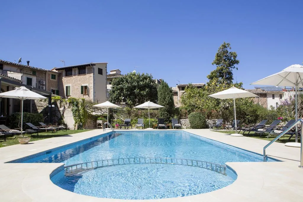 Pool, Ca'l Bisbe, Majorca