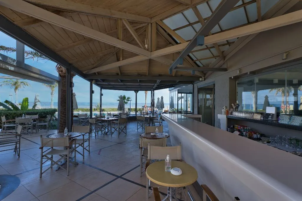 Terrace, Aegean Pearl Hotel, Crete