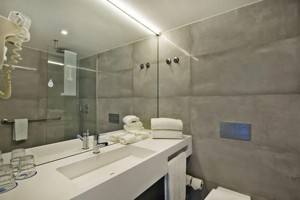 TWIN SUPERIOR SEA VIEW Room, Hotel Baía, Lisbon