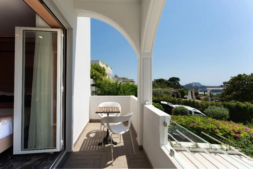 TRIPLE EXECUTIVE Room, Il Gabbiano, Naples