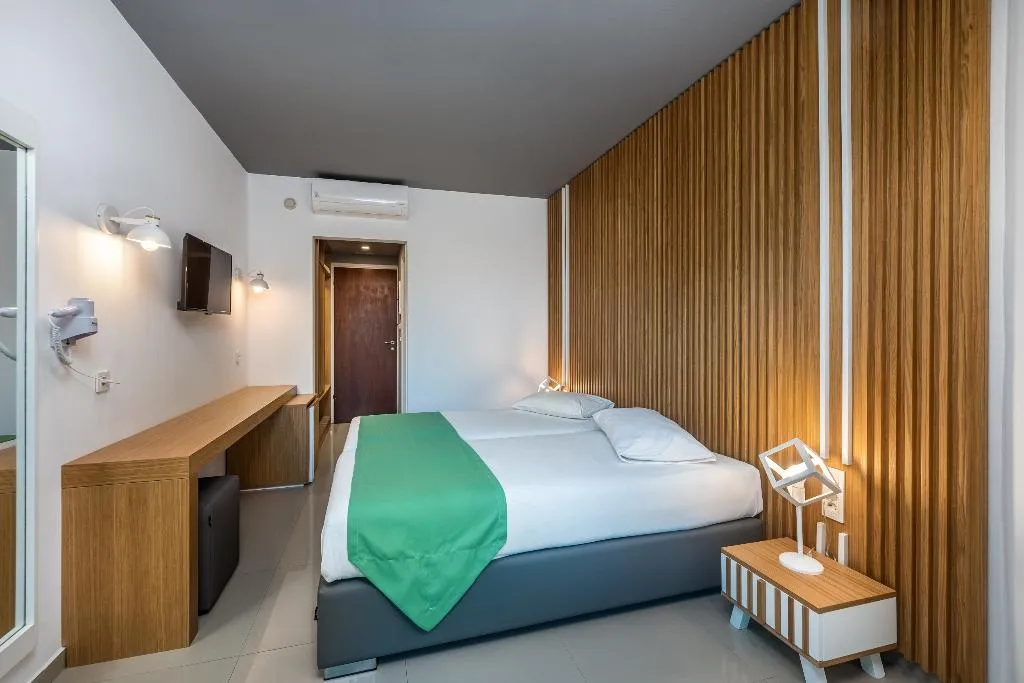 DOUBLE ONE BEDROOM ONE BATHROOM Room, Zeus, Kos