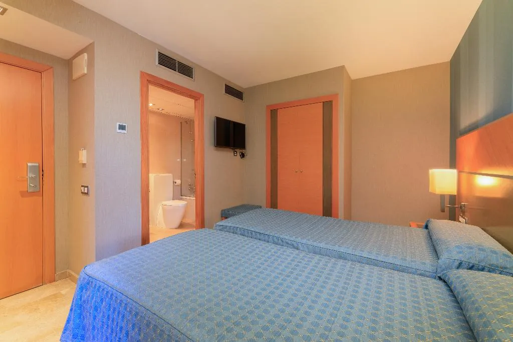 DOUBLE SINGLE USE WITH BALCONY Room, Del Mar, Barcelona