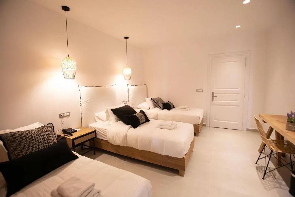 QUADRUPLE DELUXE SEA VIEW Room, The George Hotel, Mykonos