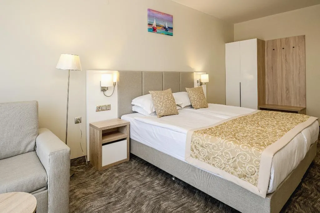 APARTMENT ONE BEDROOM ONE BATHROOM Room, Laguna Park Sunrise, Bourgas