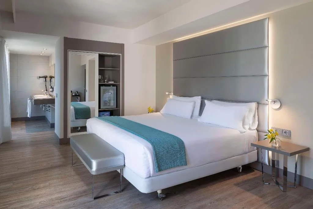 Room, NH Madrid Zurbano, Madrid