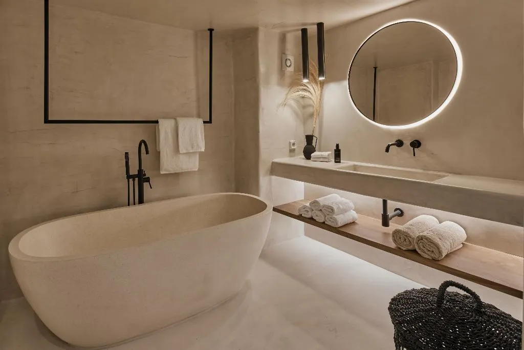 SUITE SUPERIOR WITH PRIVATE POOL Room, You And Me Suites, Santorini