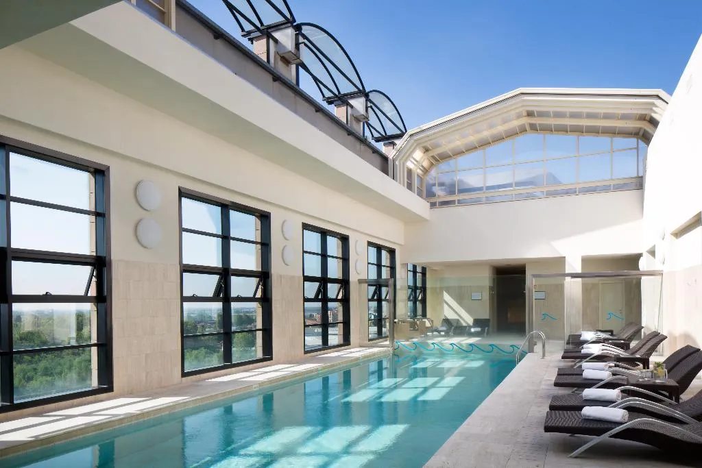 Pool, Starhotels Grand Milan, Milan