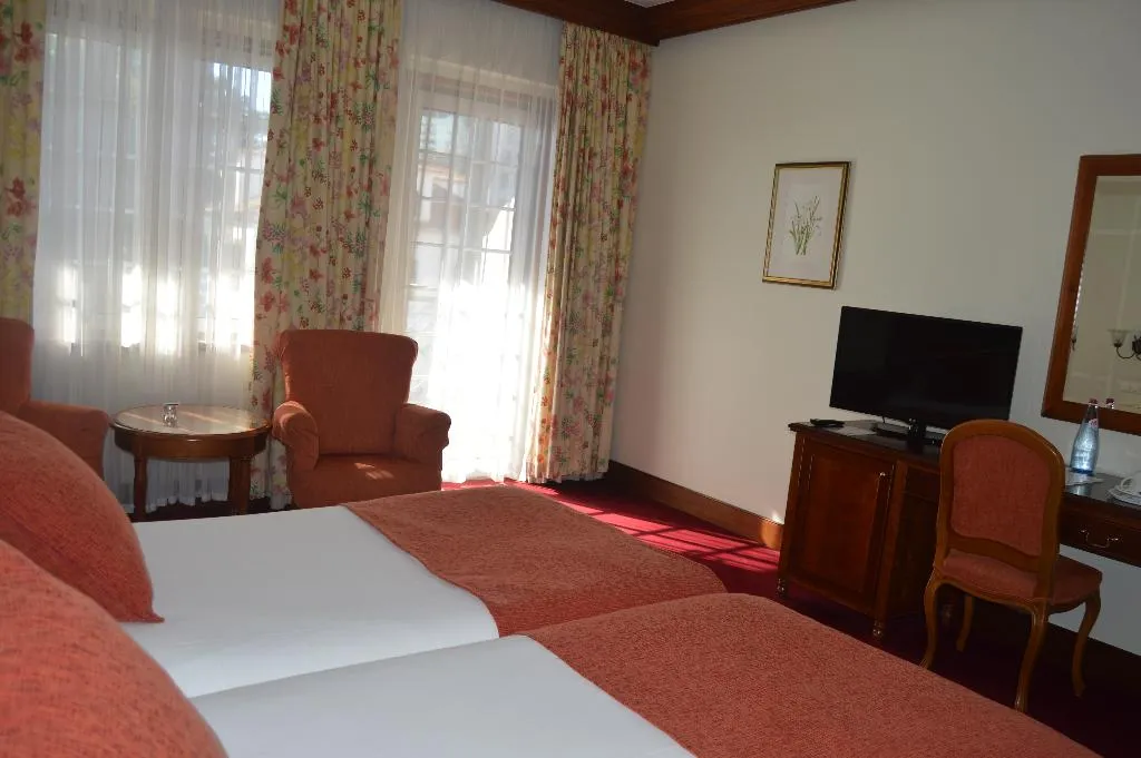 Double or Twin SUPERIOR WITH BALCONY Room, Quinta da Penha de Franca, Madeira