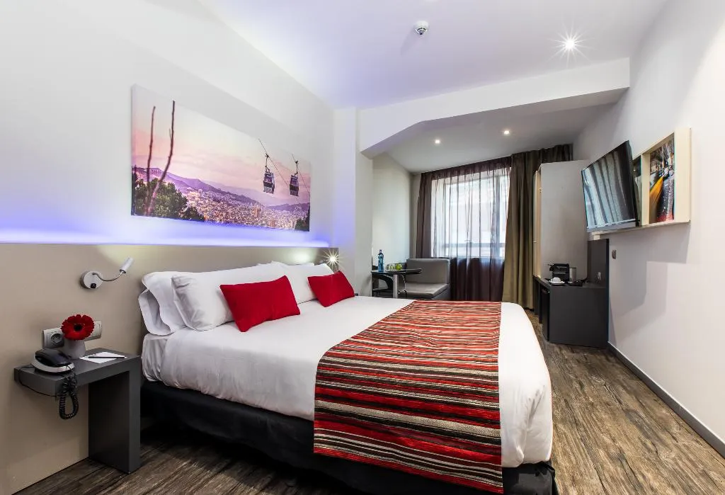 Double or Twin SUPERIOR Room, Leonardo Boutique Hotel Barcelona Sagrada Familia, Barcelona