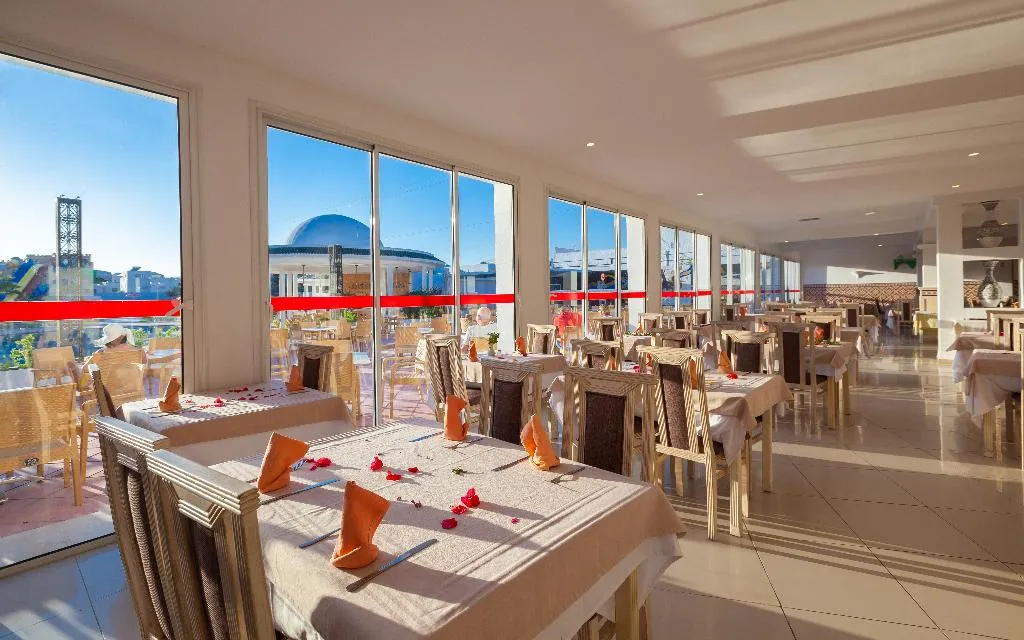 Restaurant, Zodiac, Tunisia