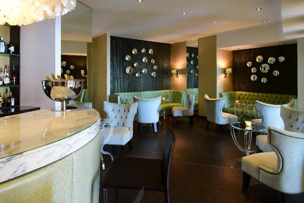 Bar, Corinthia Hotel St Georges Bay, Malta