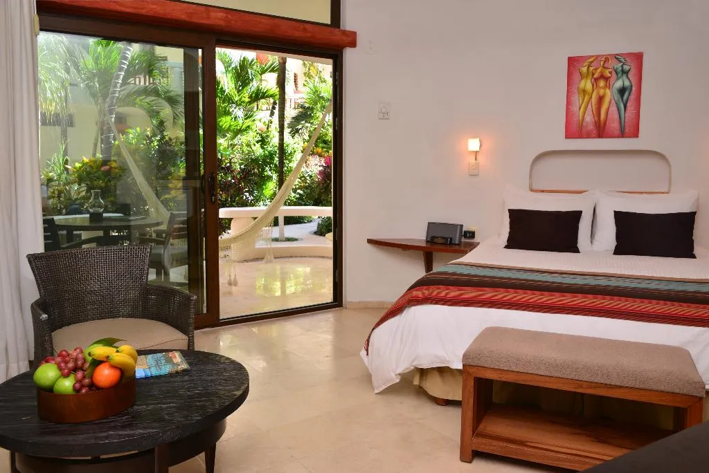 STUDIO GARDEN VIEW Room, Playa Palms, Playa Del Carmen