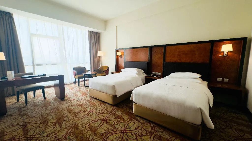 DOUBLE SUPERIOR Room, Millennium Airport Hotel Dubai, Dubai
