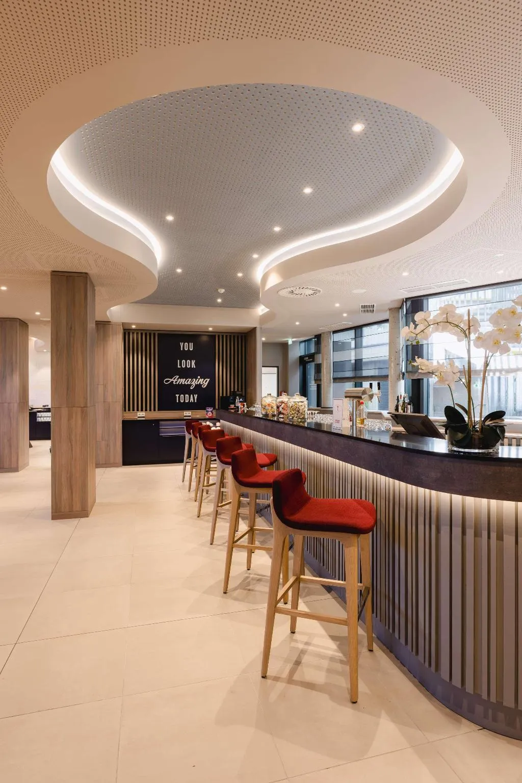 Bar, Hampton by Hilton Vienna City West, Vienna