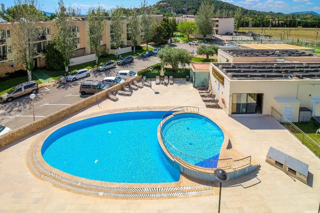 Pool, Duva, Majorca