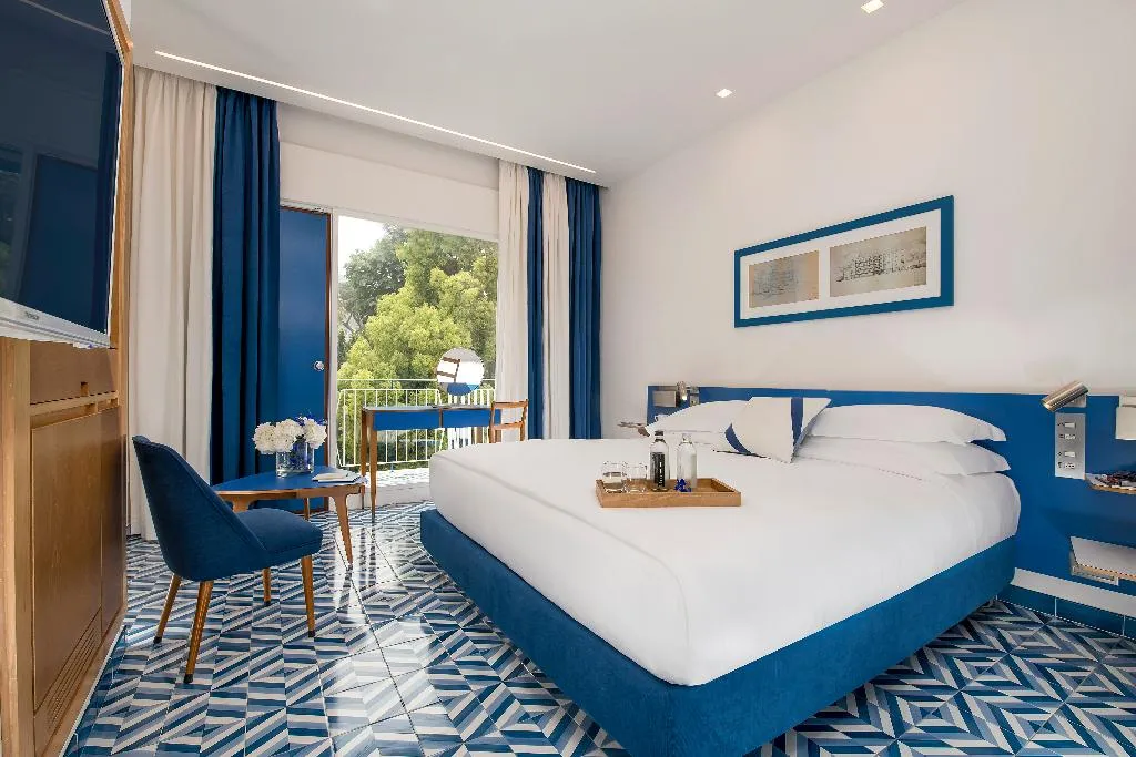 DOUBLE CLASSIC Room, Parco Dei Principi, Naples