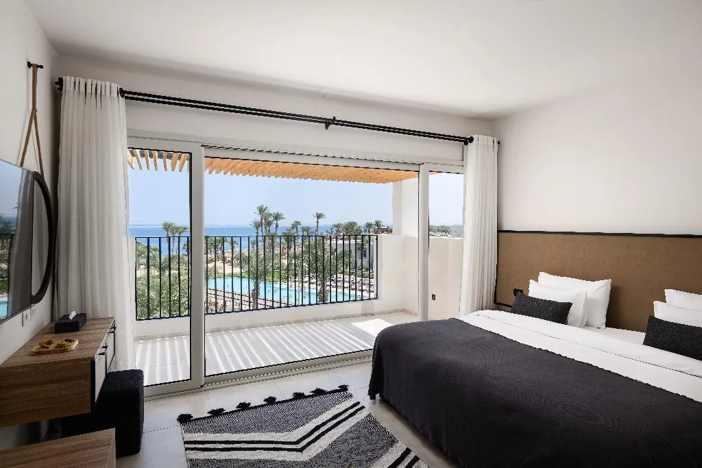 SUITE ONE BEDROOM Room, Serry Beach Resort, Red Sea Riviera