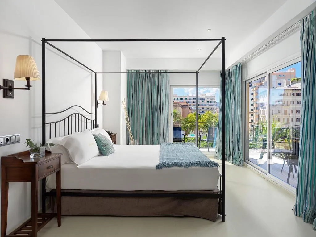 SUITE CLASSIC KING BED Room, Hotel Saratoga, Majorca