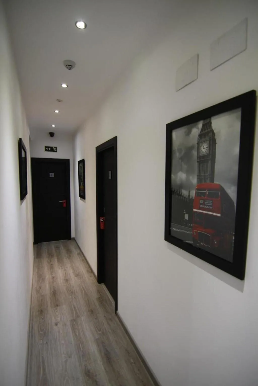 Lobby, Hostal Mh Fuencarral, Madrid