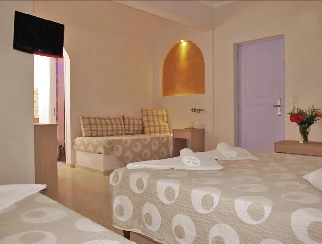 Room, Hippocampus, Santorini