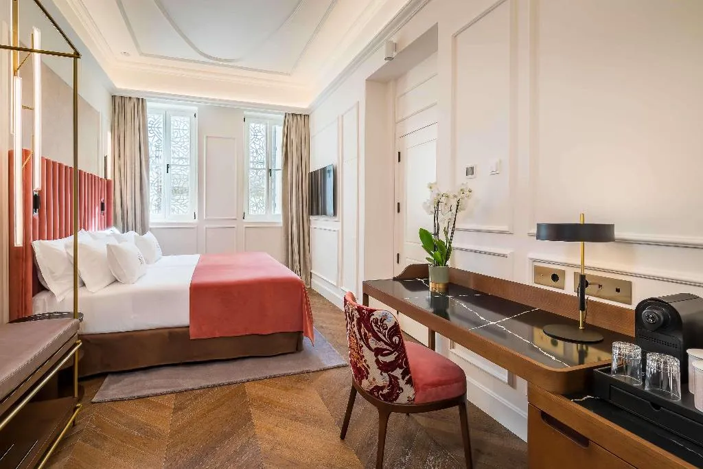 Room DELUXE Room, Palacio Gran Via, A Royal Hideaway Hotel, Andalucia