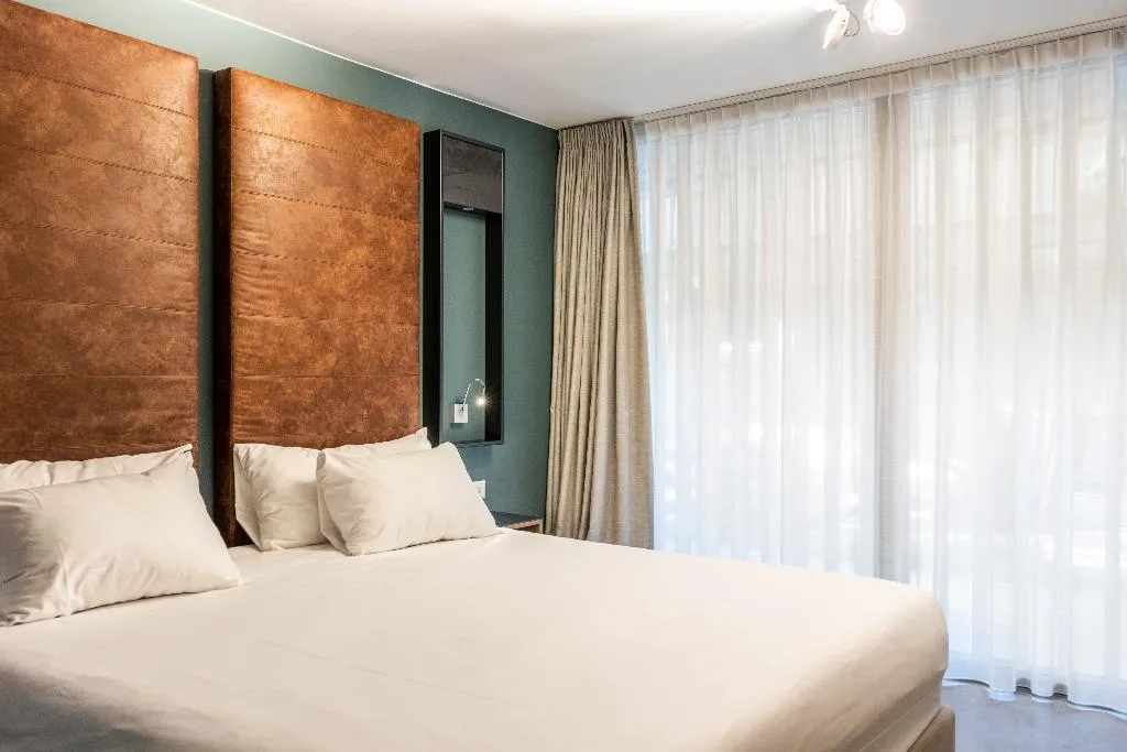 DOUBLE STANDARD Room, Hotel De Hallen, Amsterdam