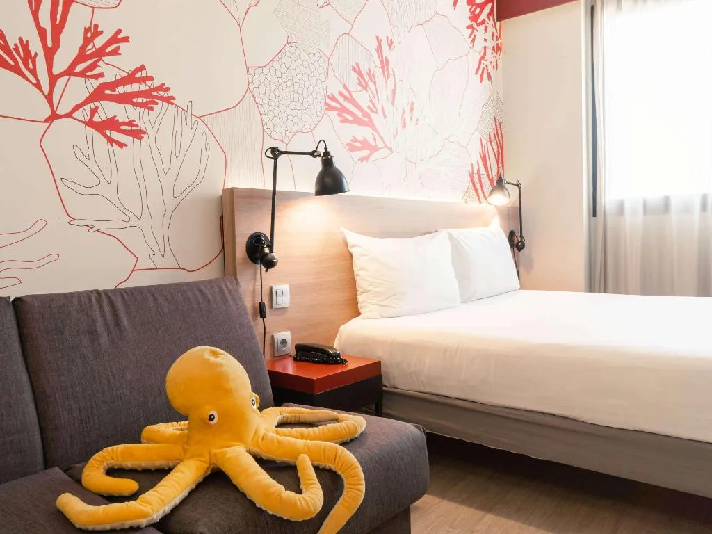 FAMILY ROOM STANDARD Room, ibis Styles Barcelona City Bogatell, Barcelona