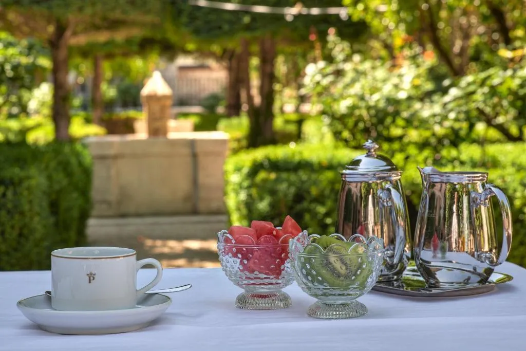 Restaurant, Parador de Chinchon, Madrid