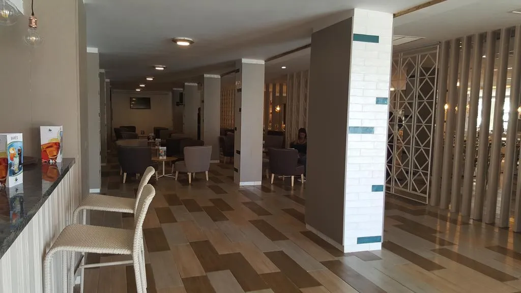 Lobby, Fergus Cactus Garden, Fuerteventura