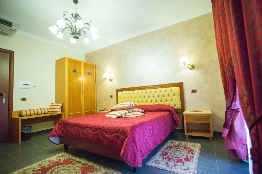 Room, Bellavista, Naples