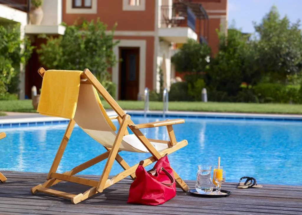 Pool, Katalagari Country Suites, Crete