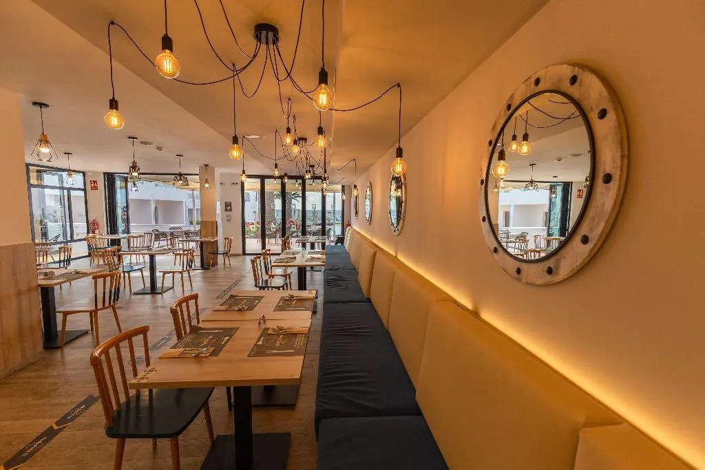 Restaurant, R2 Apartamentos Bahia Kontiki, Lanzarote
