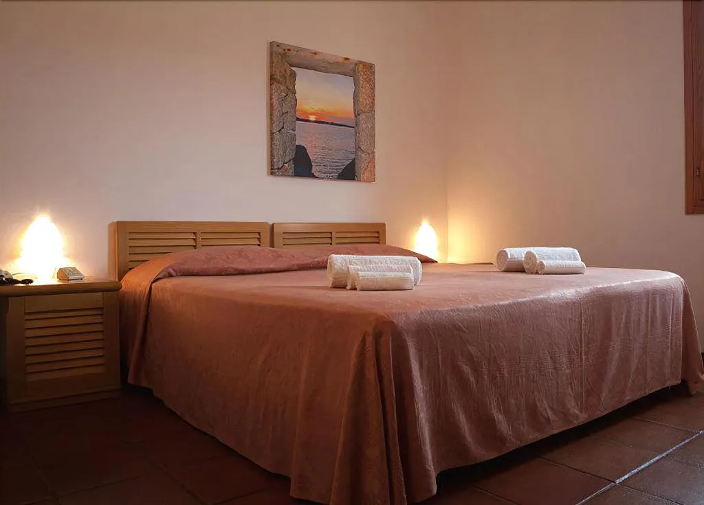 Room, Hotel Garibaldi, Olbia