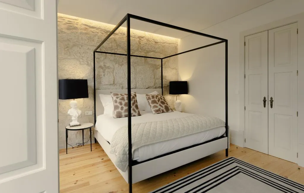 APARTMENT TWO BEDROOMS Room, Líbere Porto Laranjais, Porto