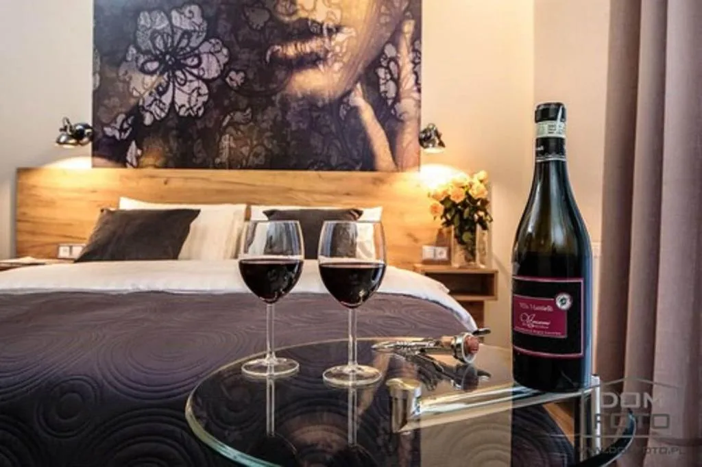 Room, Art & Garden Residence, Krakow