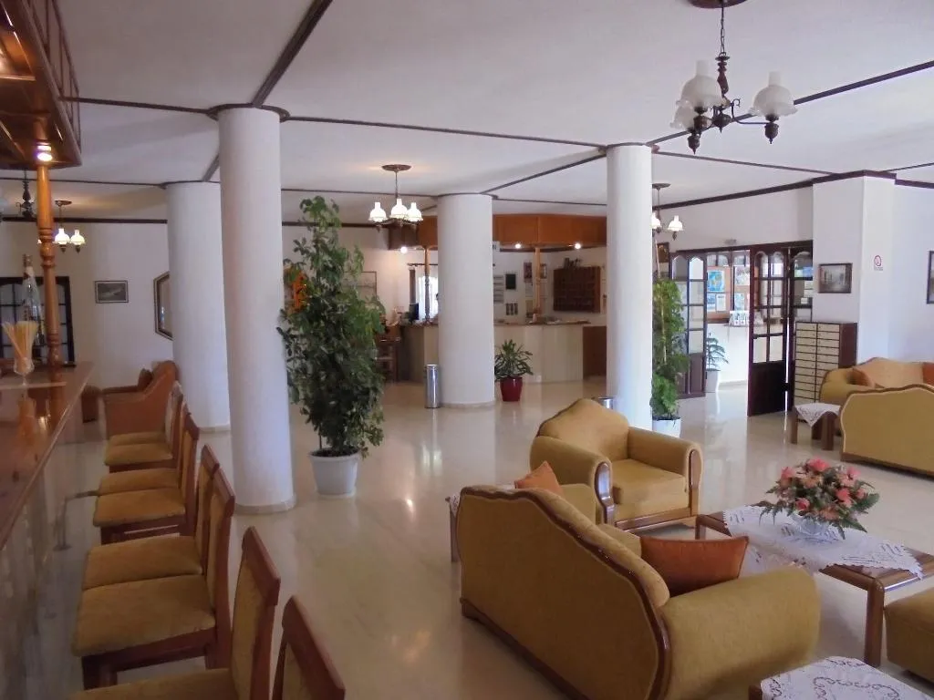 Lobby, Paradise, Skiathos