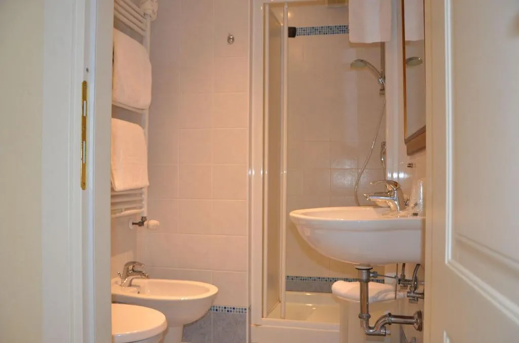 Room, B&B Le Marie, Venice
