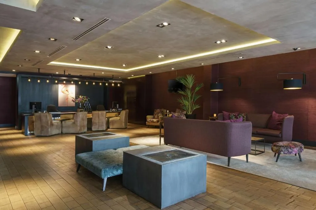 Lobby, DoubleTree by Hilton NDSM Wharf, Amsterdam