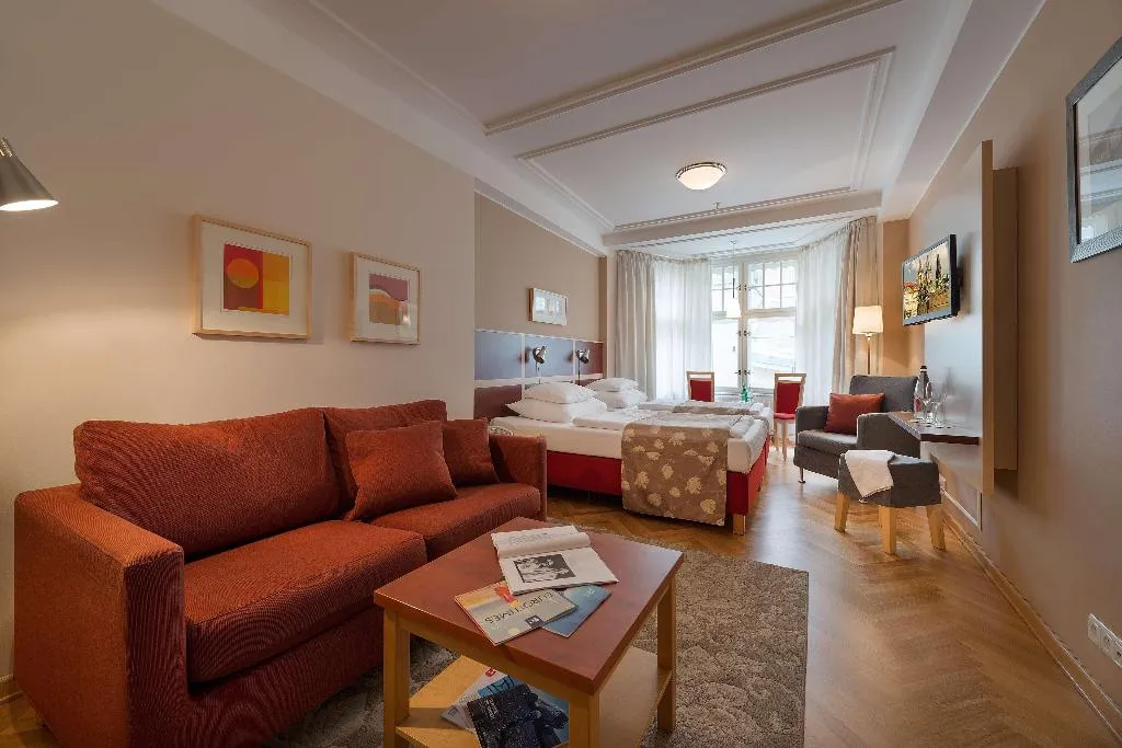 Room, EA Hotel Julis, Prague