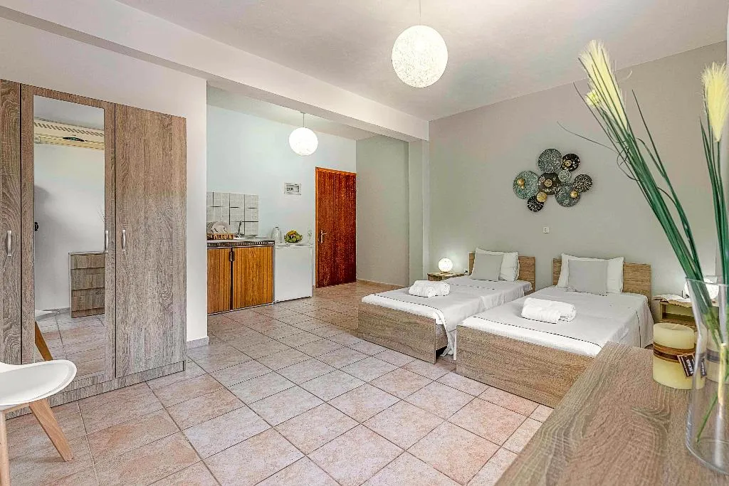 Double or Twin COMFORT Room, Faro Del Porto, Kalamata