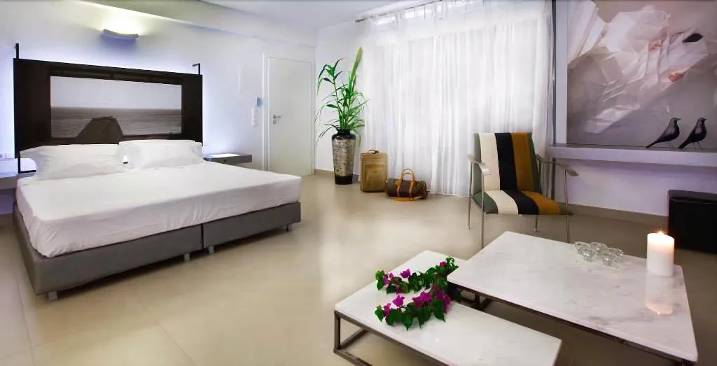 Room, Mare Dei Suites Hotel, Santorini